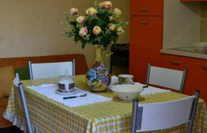 La Casina Di Vanni - Casa Vacanza Nel Cuore Del Salento Arnesano Bagian luar foto